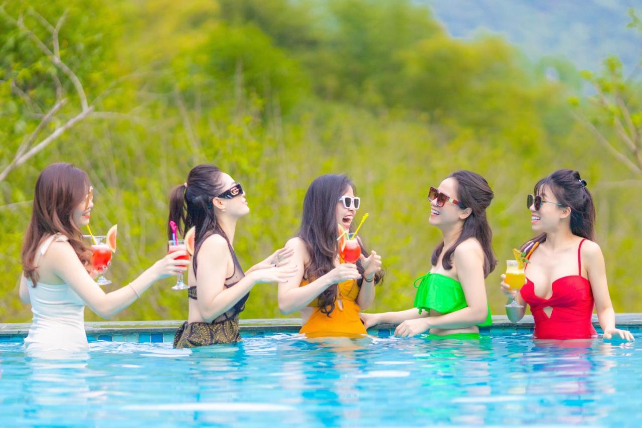 มายเชา เมาน์เท็น วิว รีสอร์ต Hotel ไหมโจ๋ว ภายนอก รูปภาพ